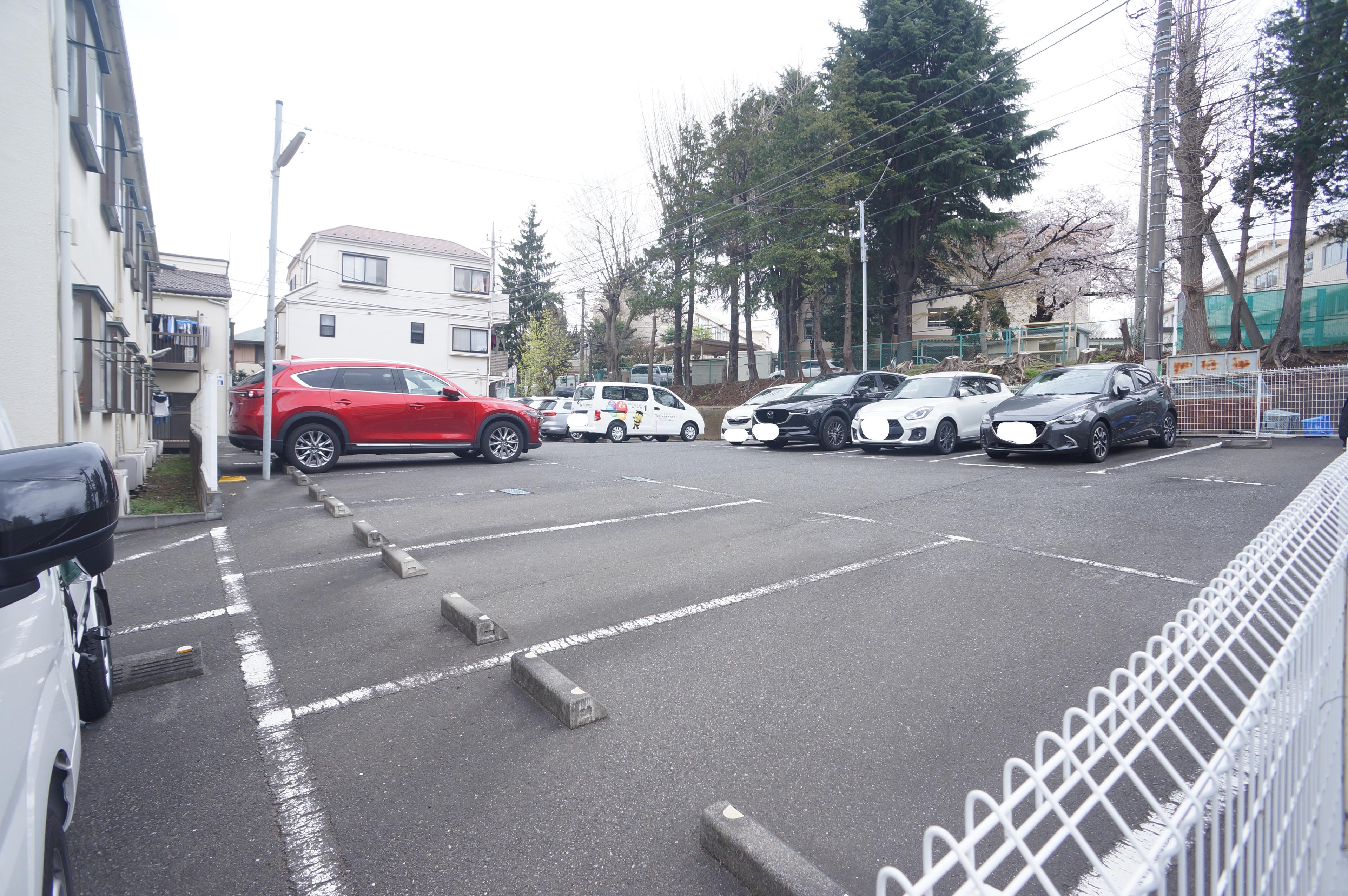 【956】ガーデナーズパーキングⅡの外観・駐車場イメージ2枚目