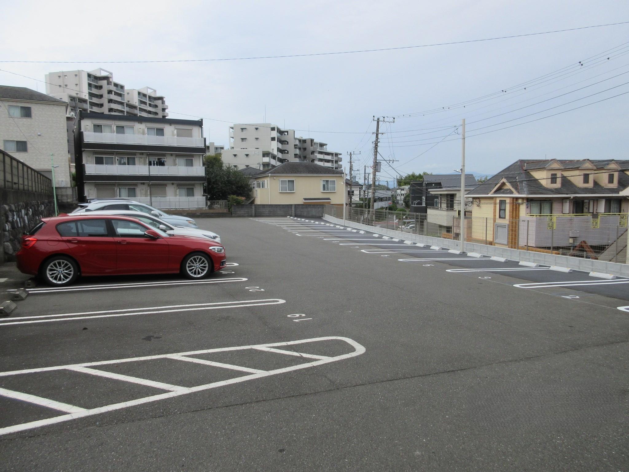 仙場パーキングの外観・駐車場イメージ1枚目