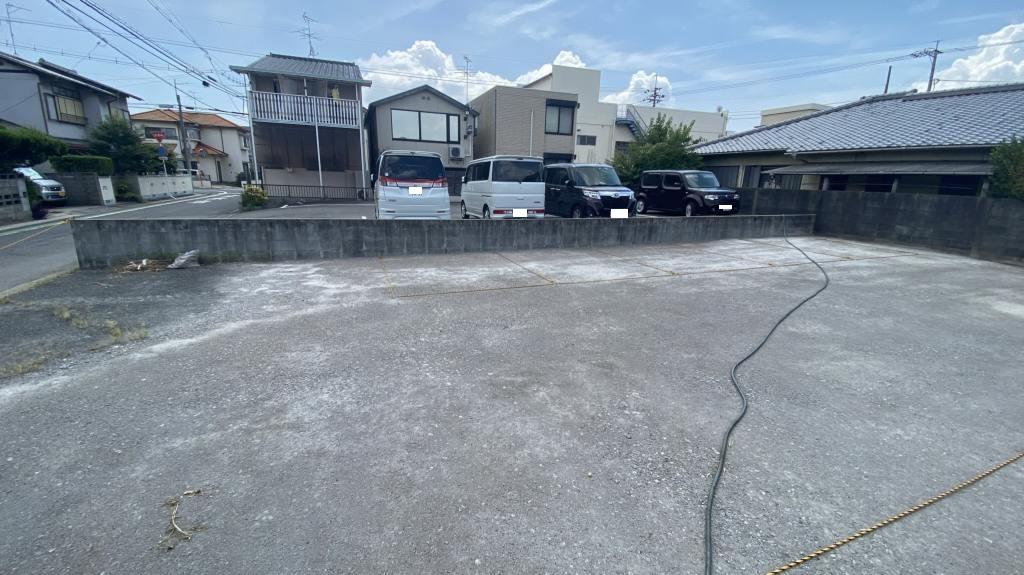 あけぼの町大西駐車場の外観・駐車場イメージ3枚目