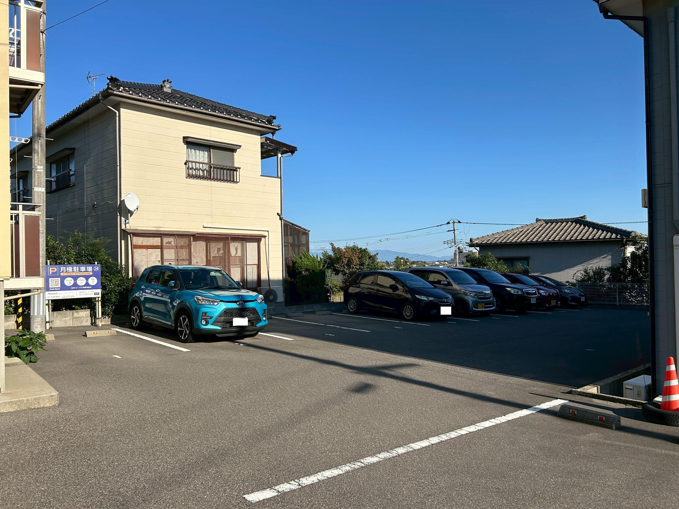 24.早川ガレージの外観・駐車場イメージ2枚目