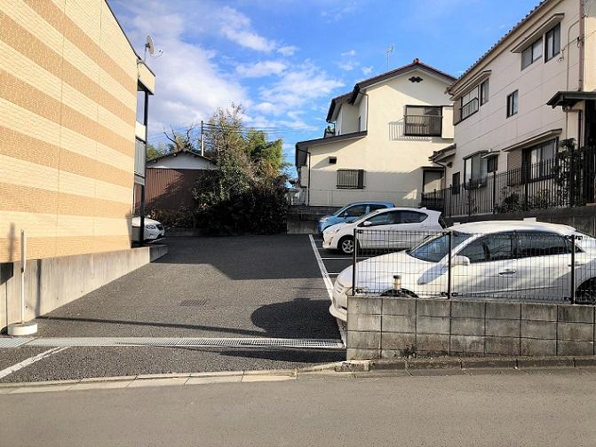 ソレイユ(26390)の外観・駐車場イメージ1枚目
