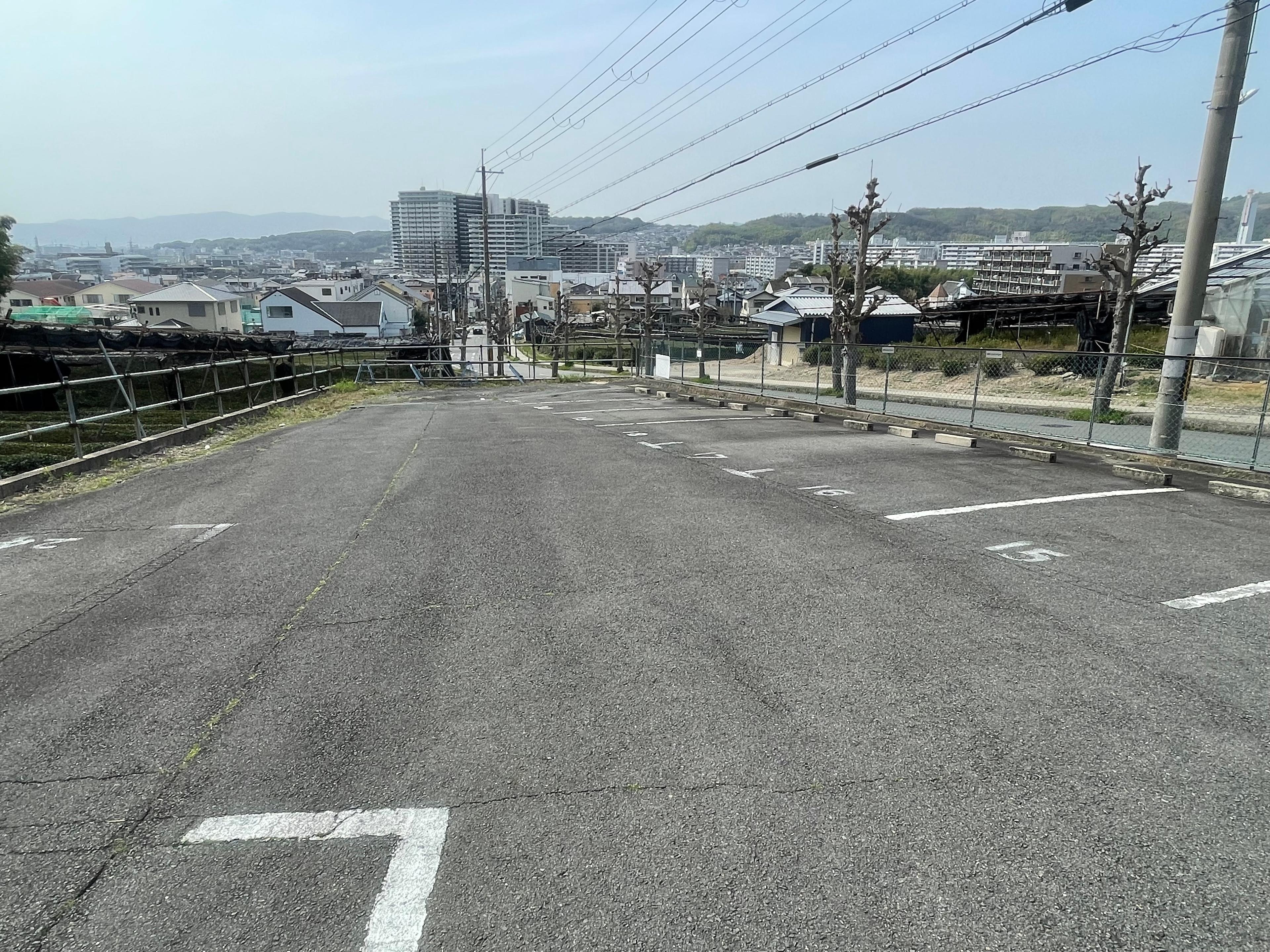 中林ガレージの外観・駐車場イメージ3枚目