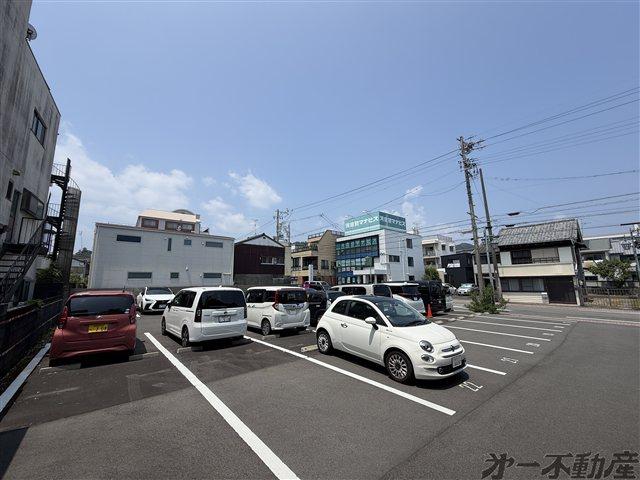 PD西草深町シズトク駐車場の外観・駐車場イメージ2枚目