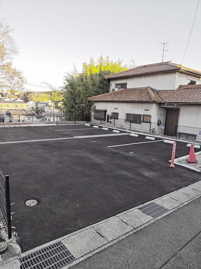 000226の外観・駐車場イメージ1枚目