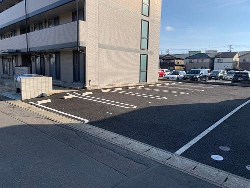 ストリーム(10248)の外観・駐車場イメージ1枚目
