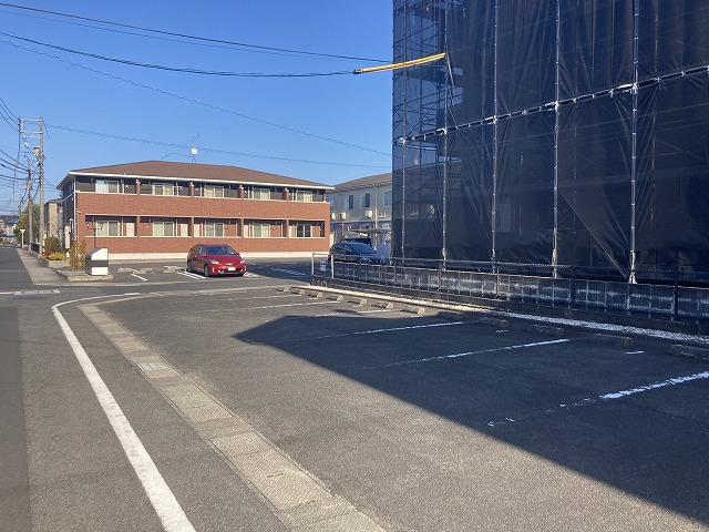 キュートＡ棟駐車場の外観・駐車場イメージ1枚目