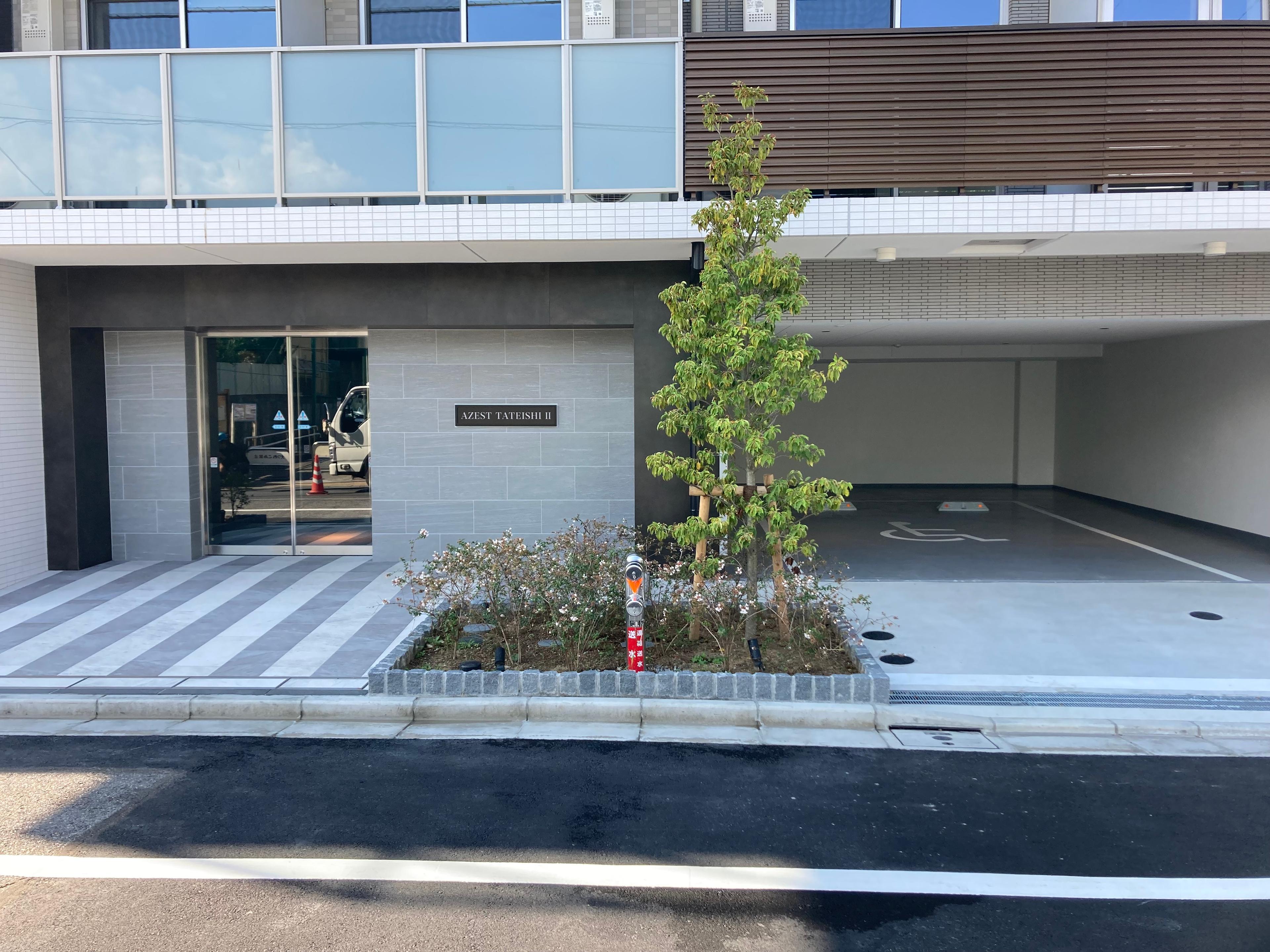 AZEST立石II駐車場の外観・駐車場イメージ2枚目