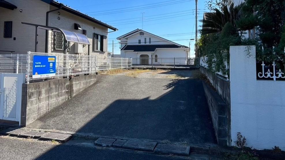 ２－３駐車場の外観・駐車場イメージ1枚目