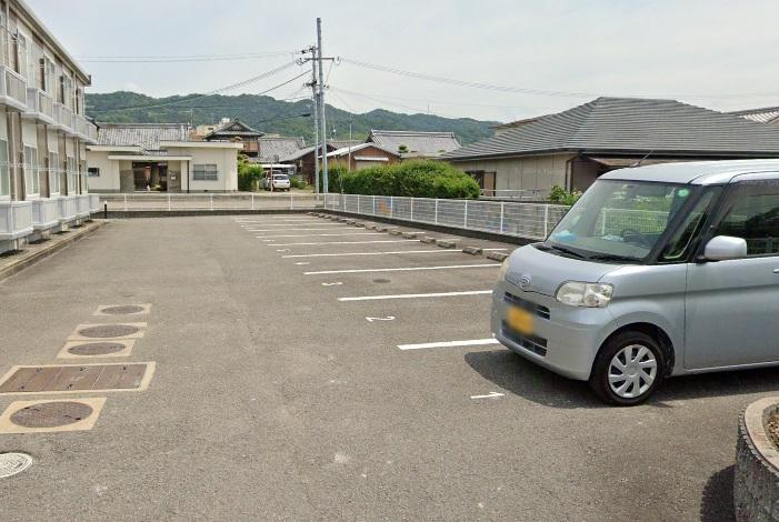 ルミエール(20422)の外観・駐車場イメージ1枚目