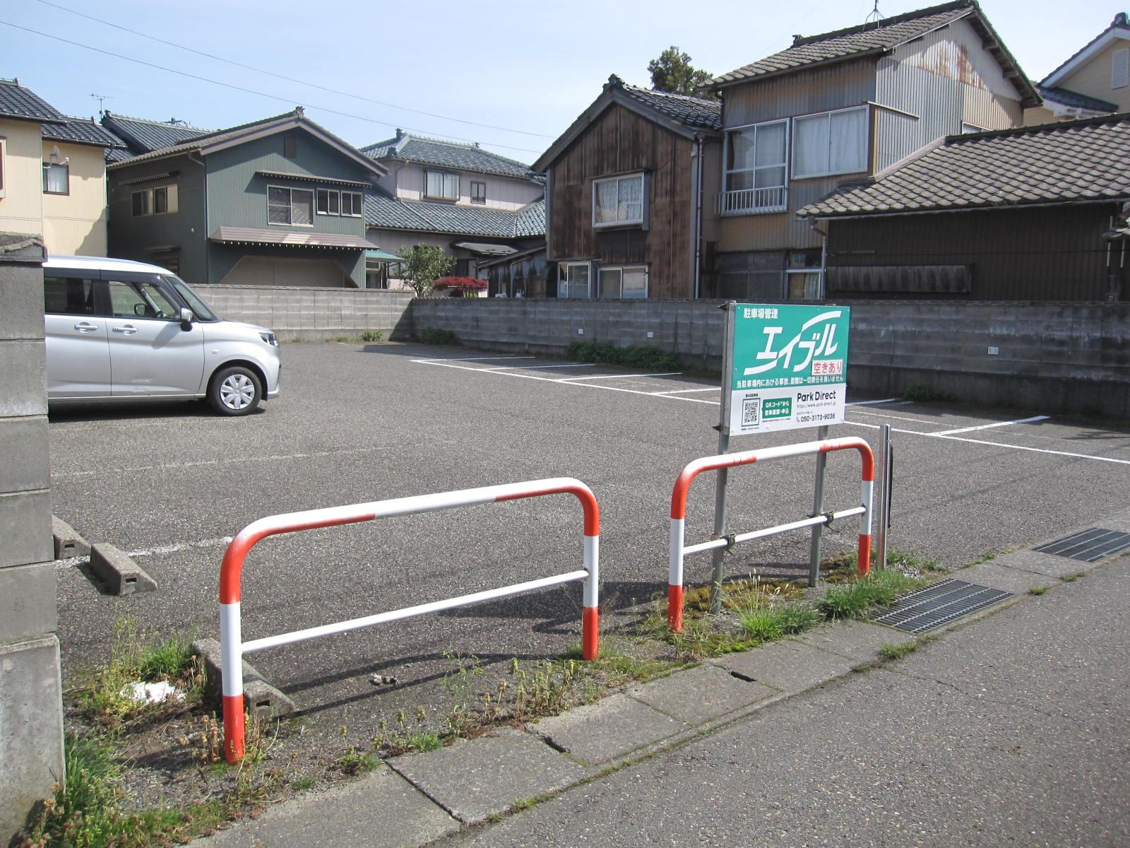 第48駐車場の外観・駐車場イメージ3枚目