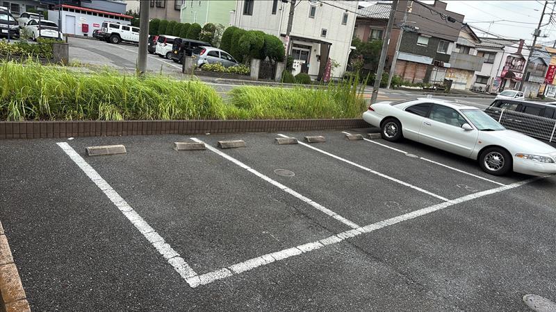 ｱｰﾘｱｵｵﾂｶ敷地内駐車場の外観・駐車場イメージ2枚目