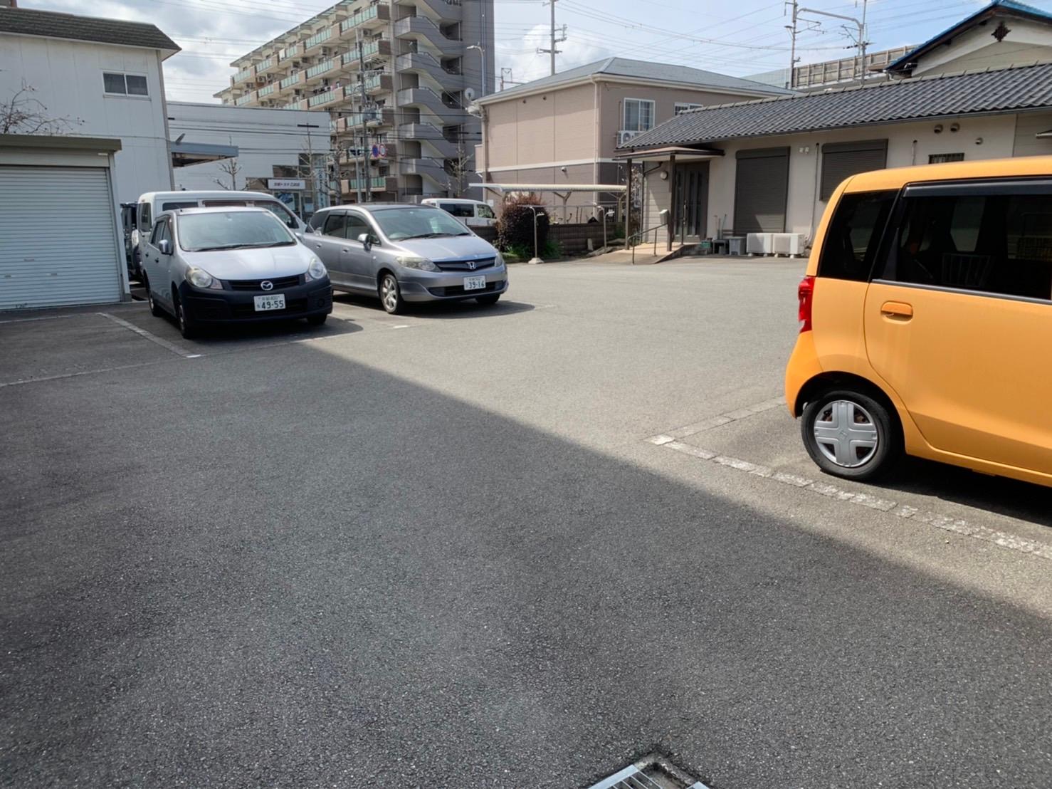羽束師木村ガレージの外観・駐車場イメージ1枚目