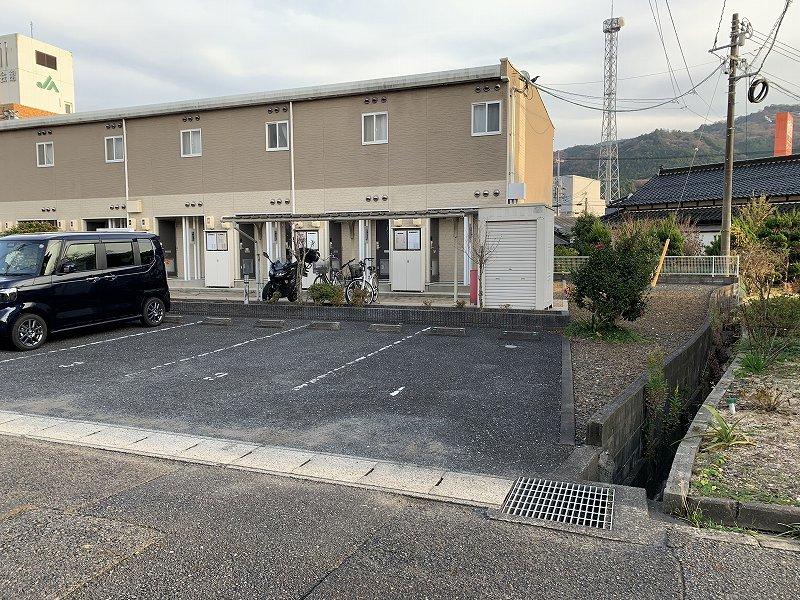 プロヴァンス(30775)の外観・駐車場イメージ2枚目