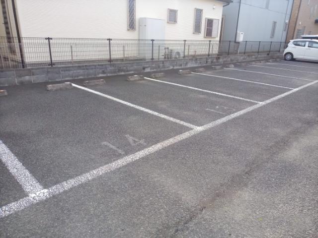 ポポー(38124)の外観・駐車場イメージ1枚目