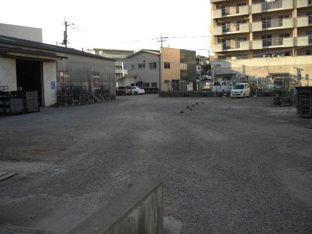 浜崎産業月極駐車場の外観・駐車場イメージ1枚目