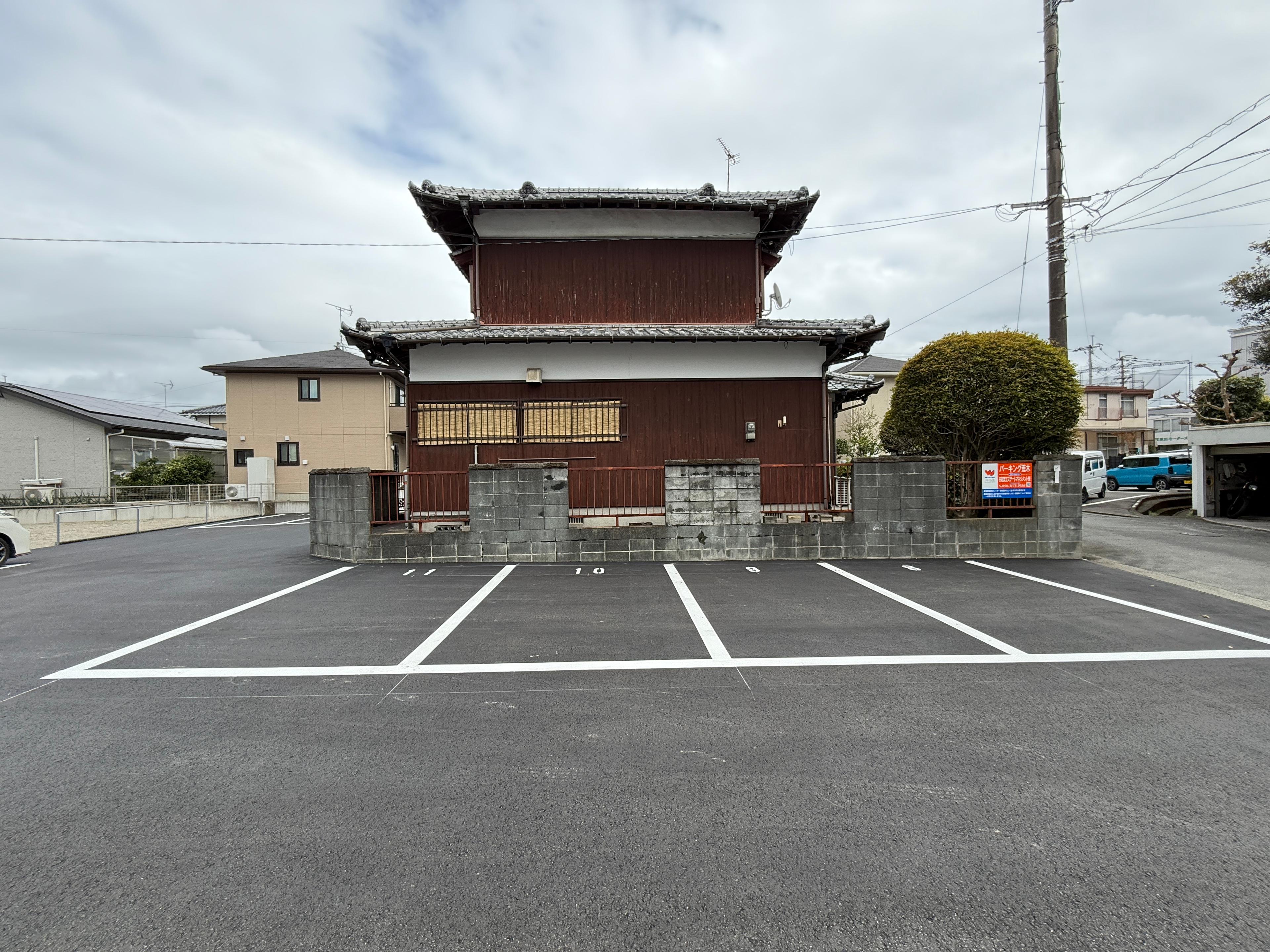 パーキング荒木の外観・駐車場イメージ3枚目