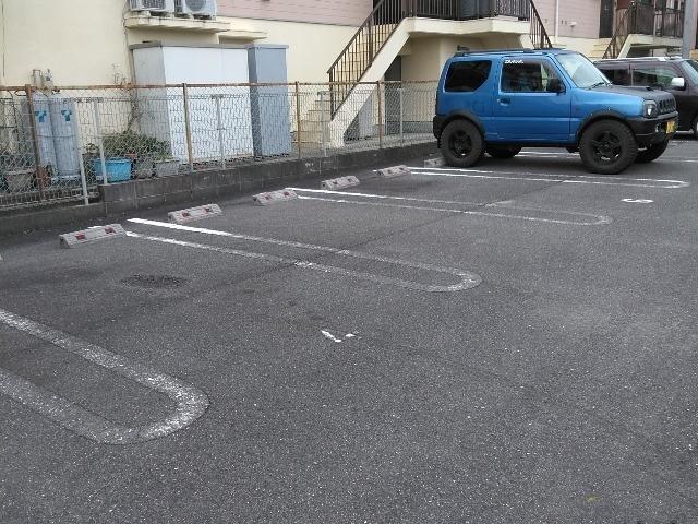 カンフォタブル東磯山(31187)の外観・駐車場イメージ1枚目