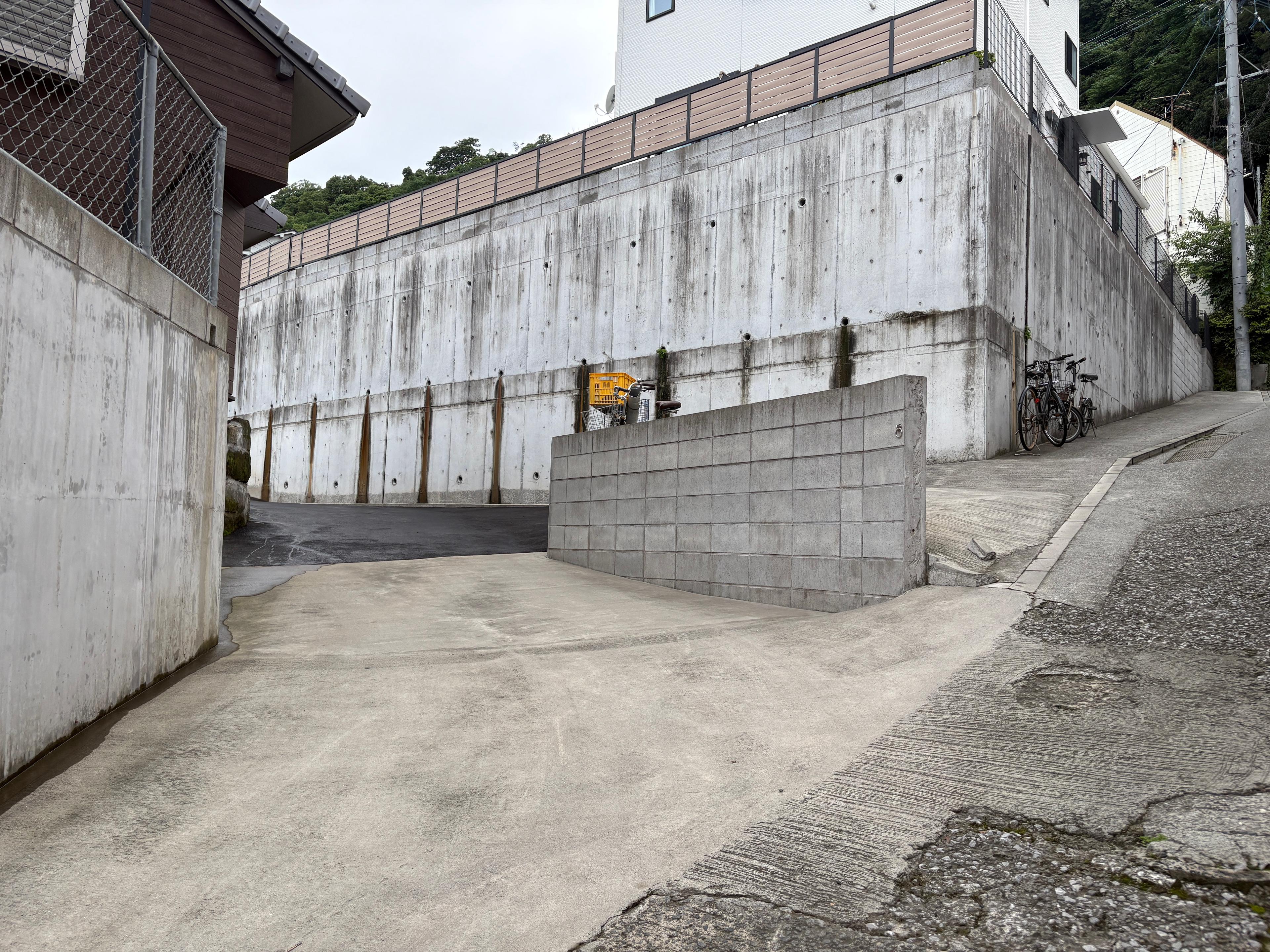 奥村駐車場の外観・駐車場イメージ3枚目