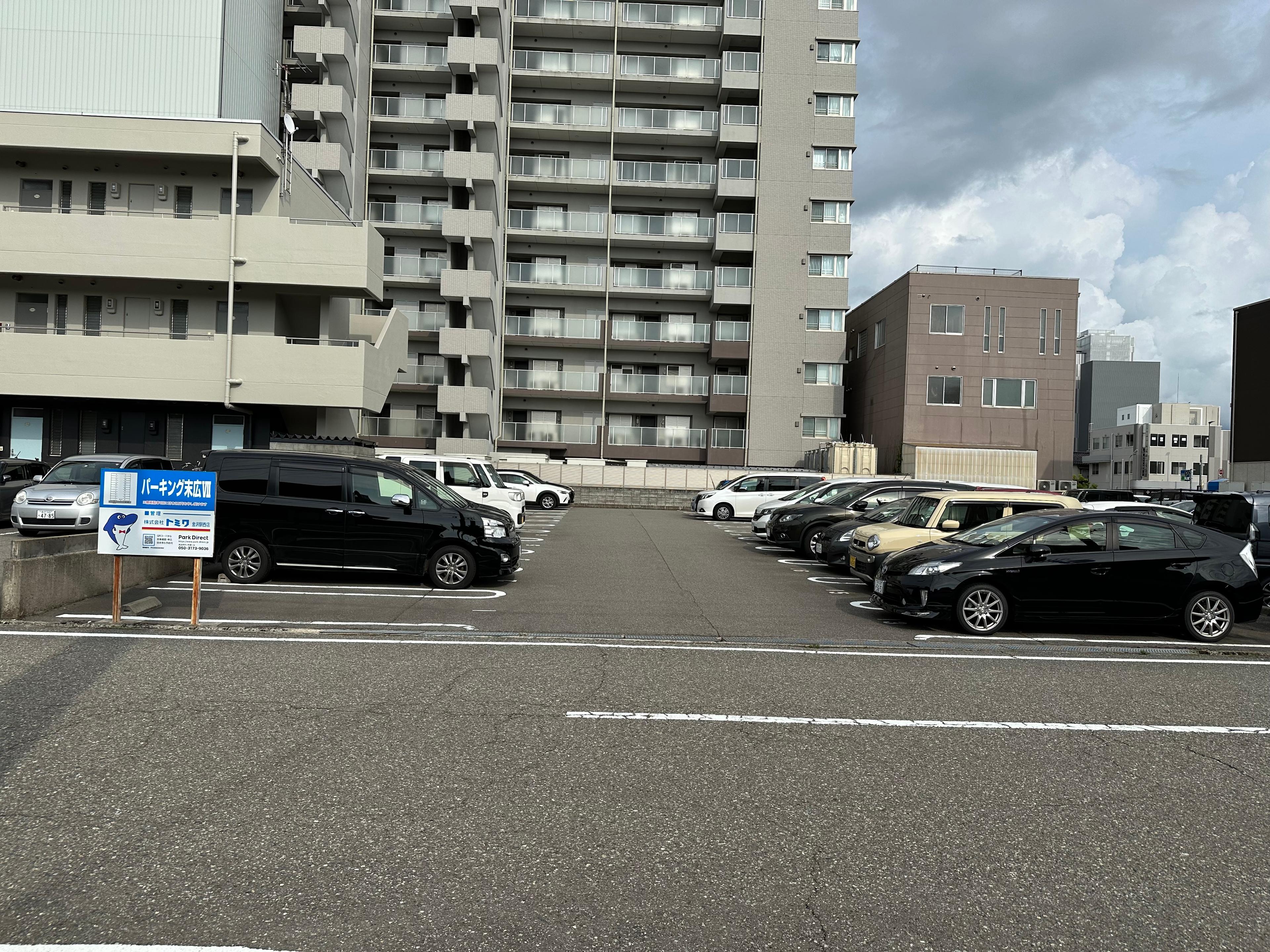 パーキング末広Ⅶの外観・駐車場イメージ1枚目