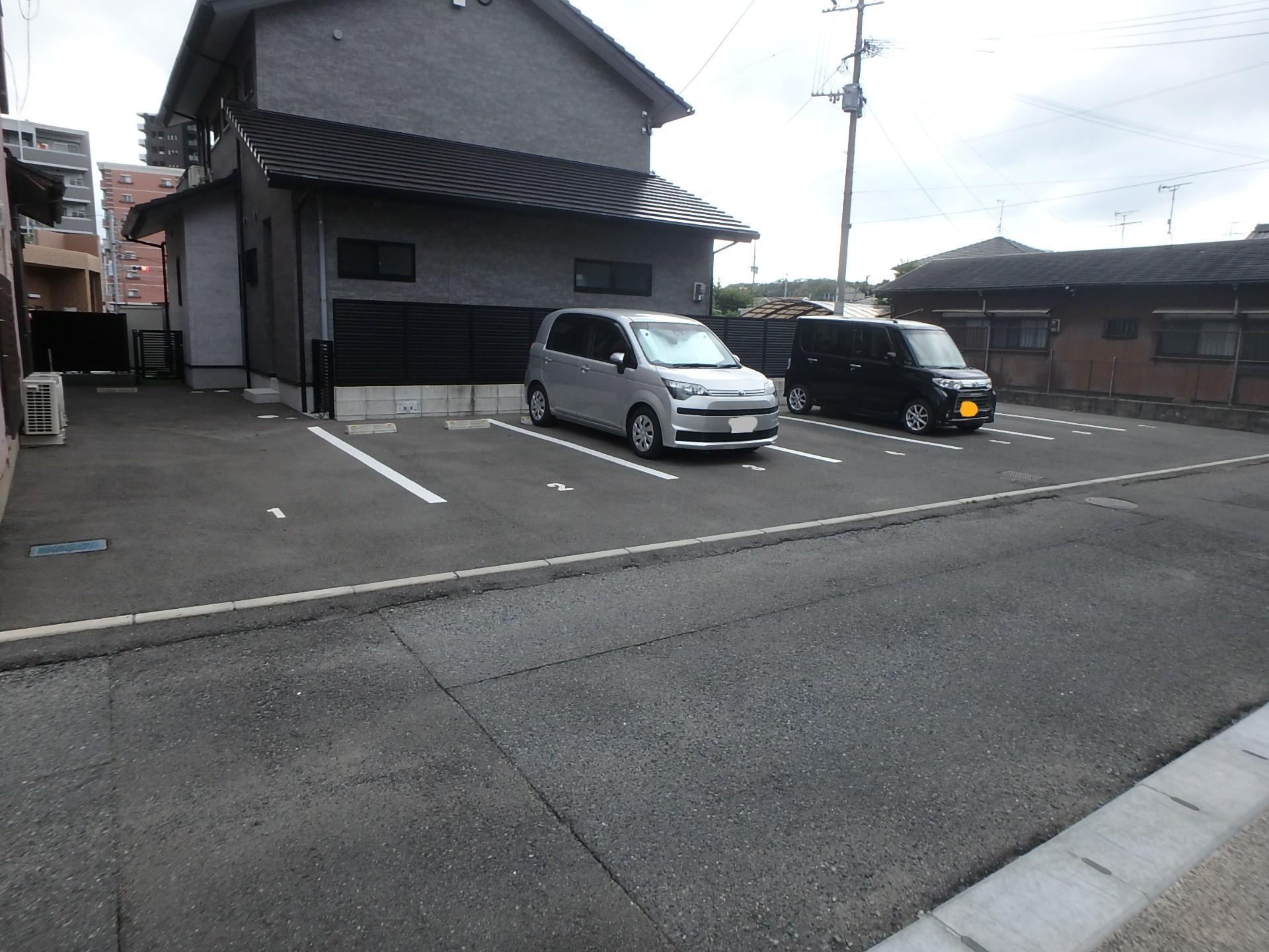 里中１丁目パーキングの外観・駐車場イメージ2枚目