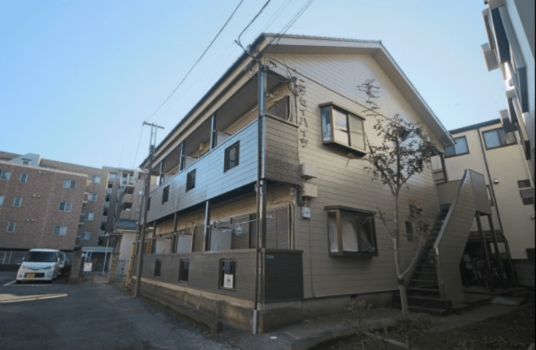 ニッセイハイツ バイク置場の外観・駐車場イメージ1枚目