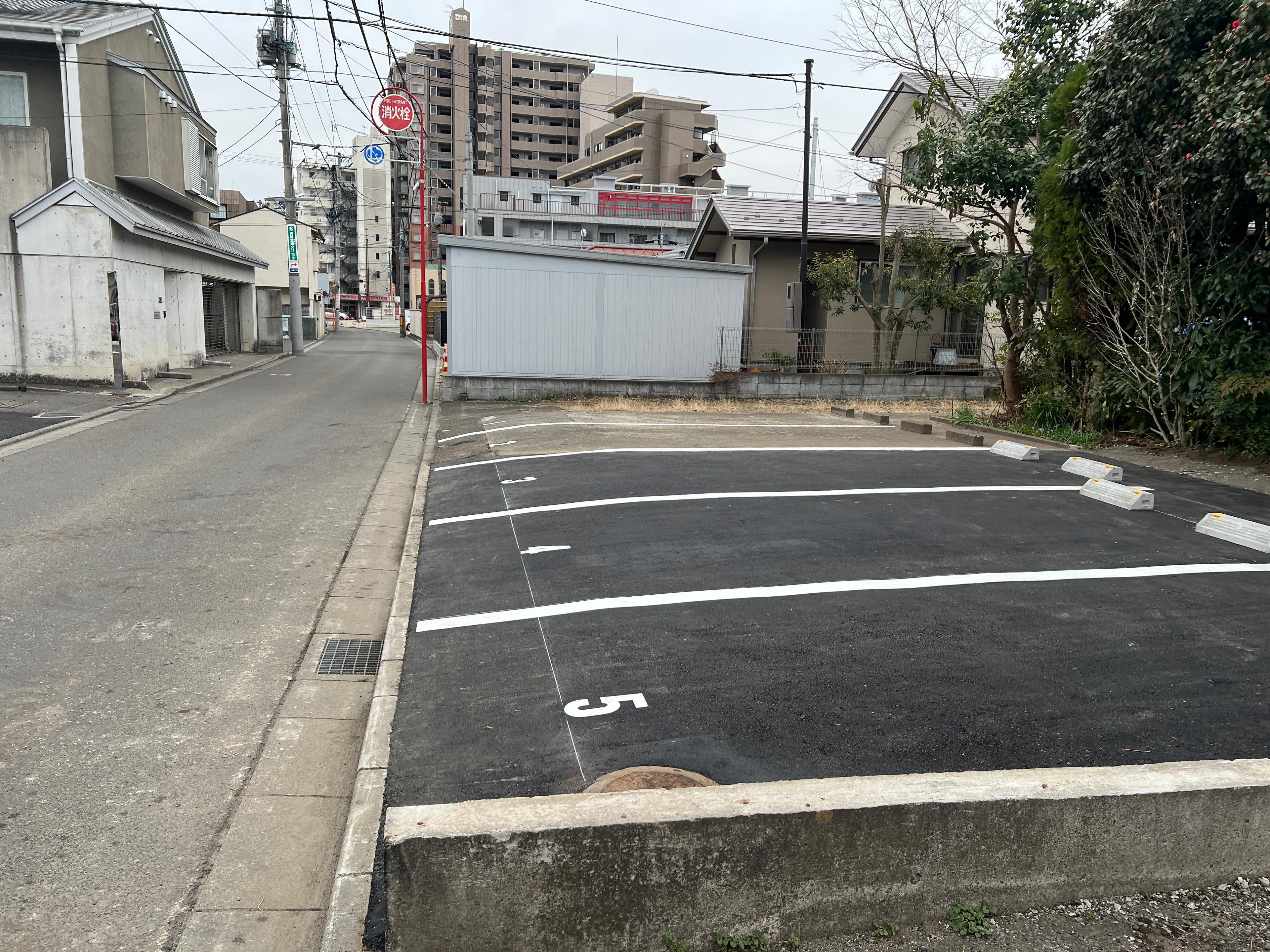 小田原2丁目駐車場の外観・駐車場イメージ3枚目