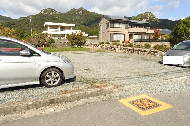 高井第二駐車場の外観・駐車場イメージ2枚目