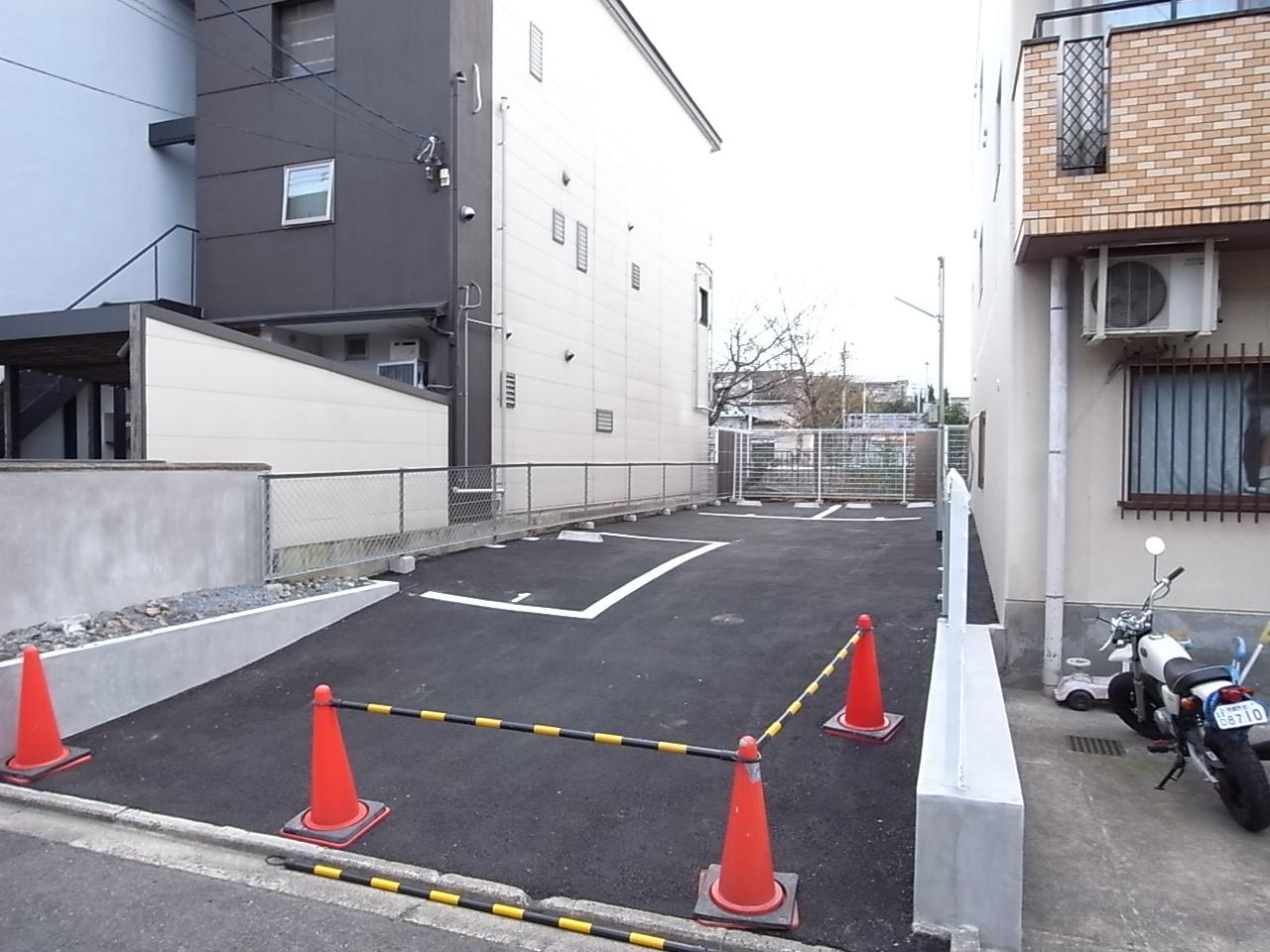 聖護院安栄ガレージの外観・駐車場イメージ1枚目