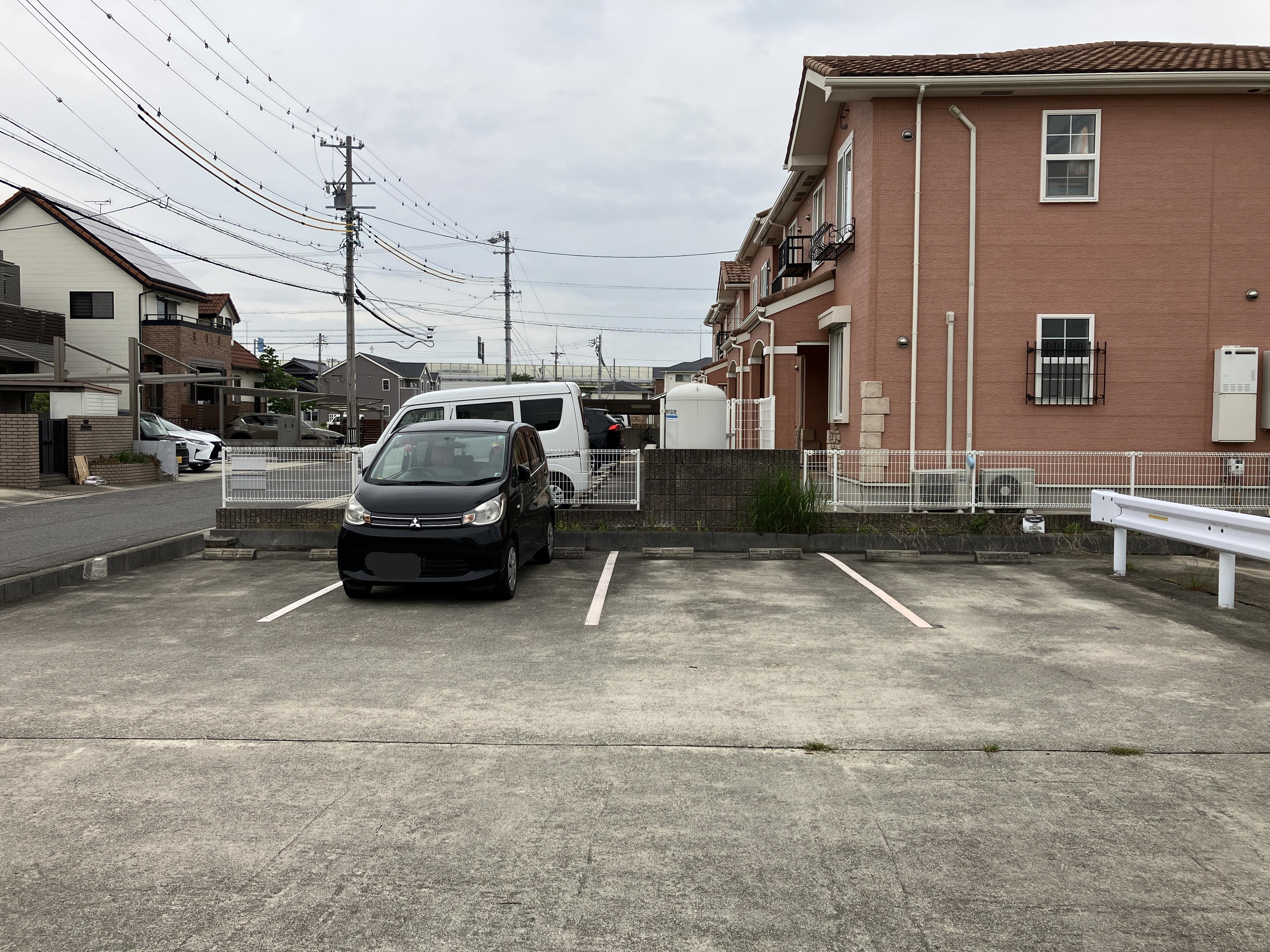 一ﾂ木駐車場の外観・駐車場イメージ3枚目
