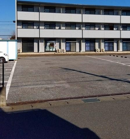カルチェ(11870)の外観・駐車場イメージ1枚目
