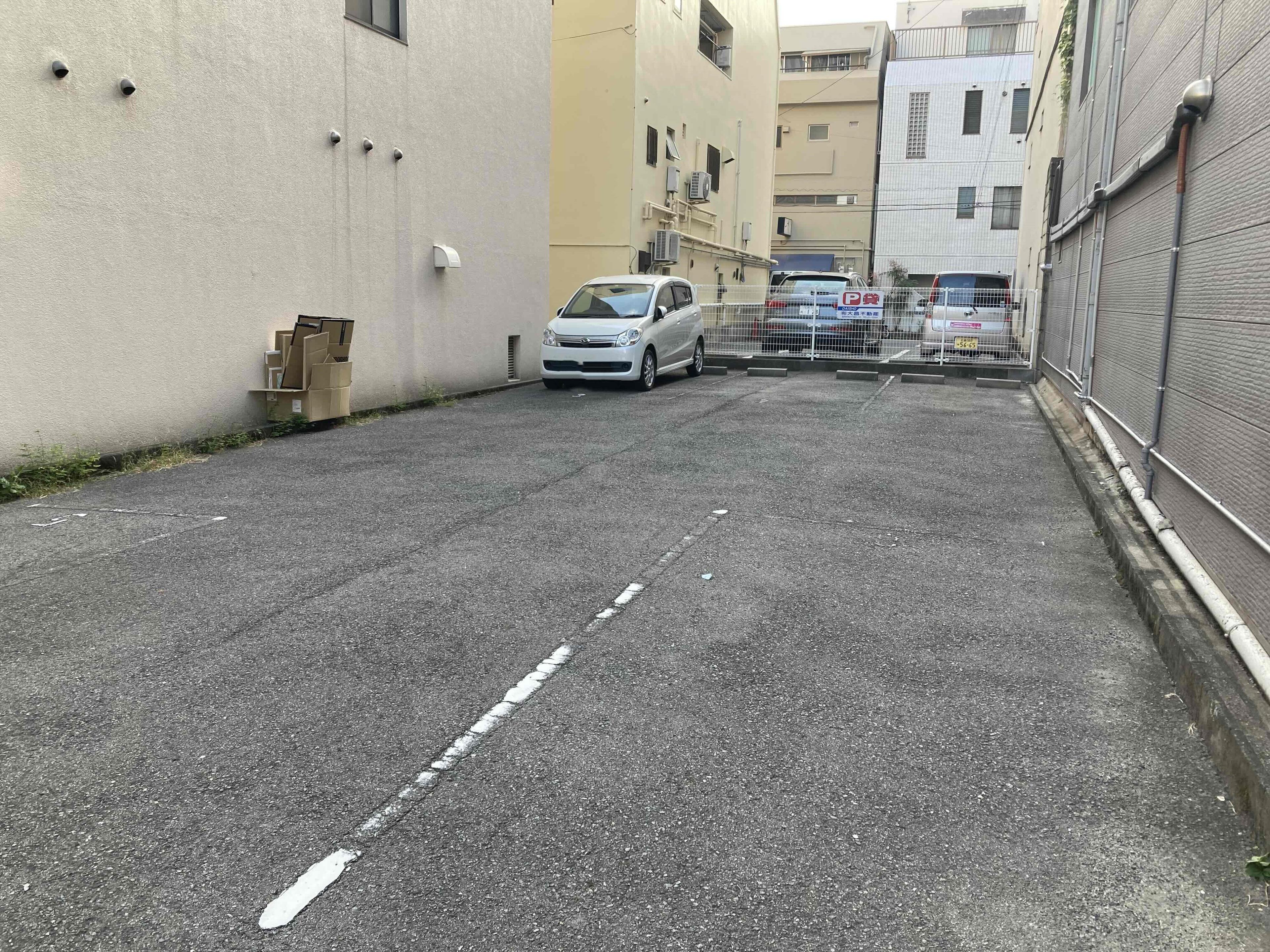 パーキング２１の外観・駐車場イメージ2枚目