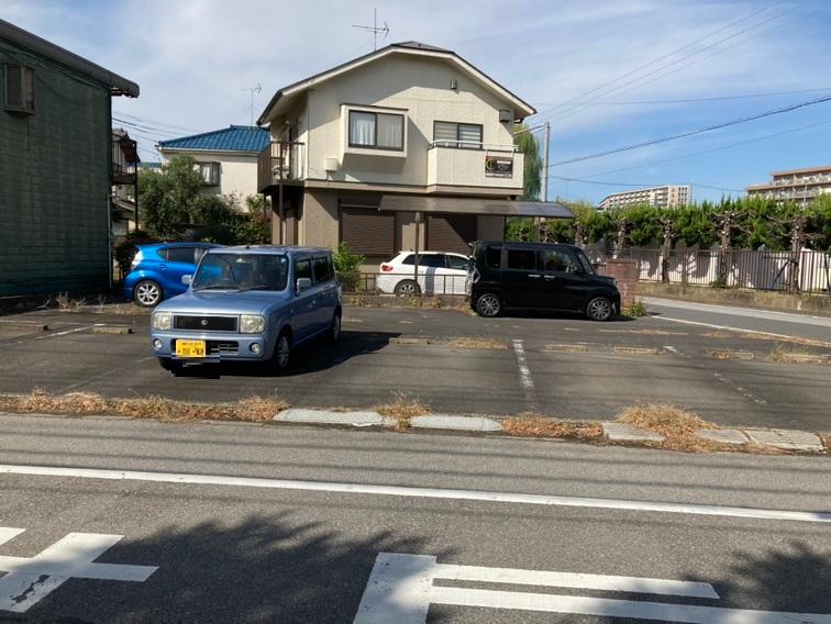野本駐車場の外観・駐車場イメージ2枚目