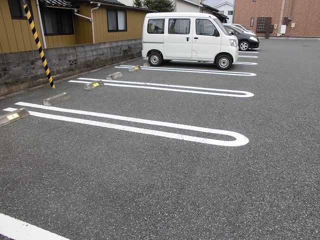 パテール原町(53510)の外観・駐車場イメージ2枚目