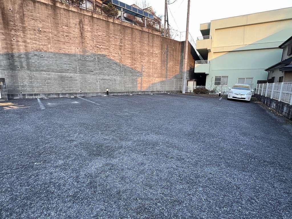 セレーヌ(15203)の外観・駐車場イメージ1枚目