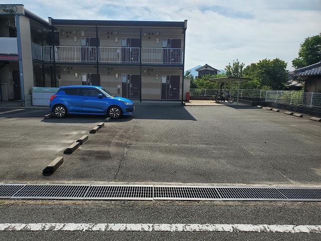 拓諭１７(24934)の外観・駐車場イメージ1枚目