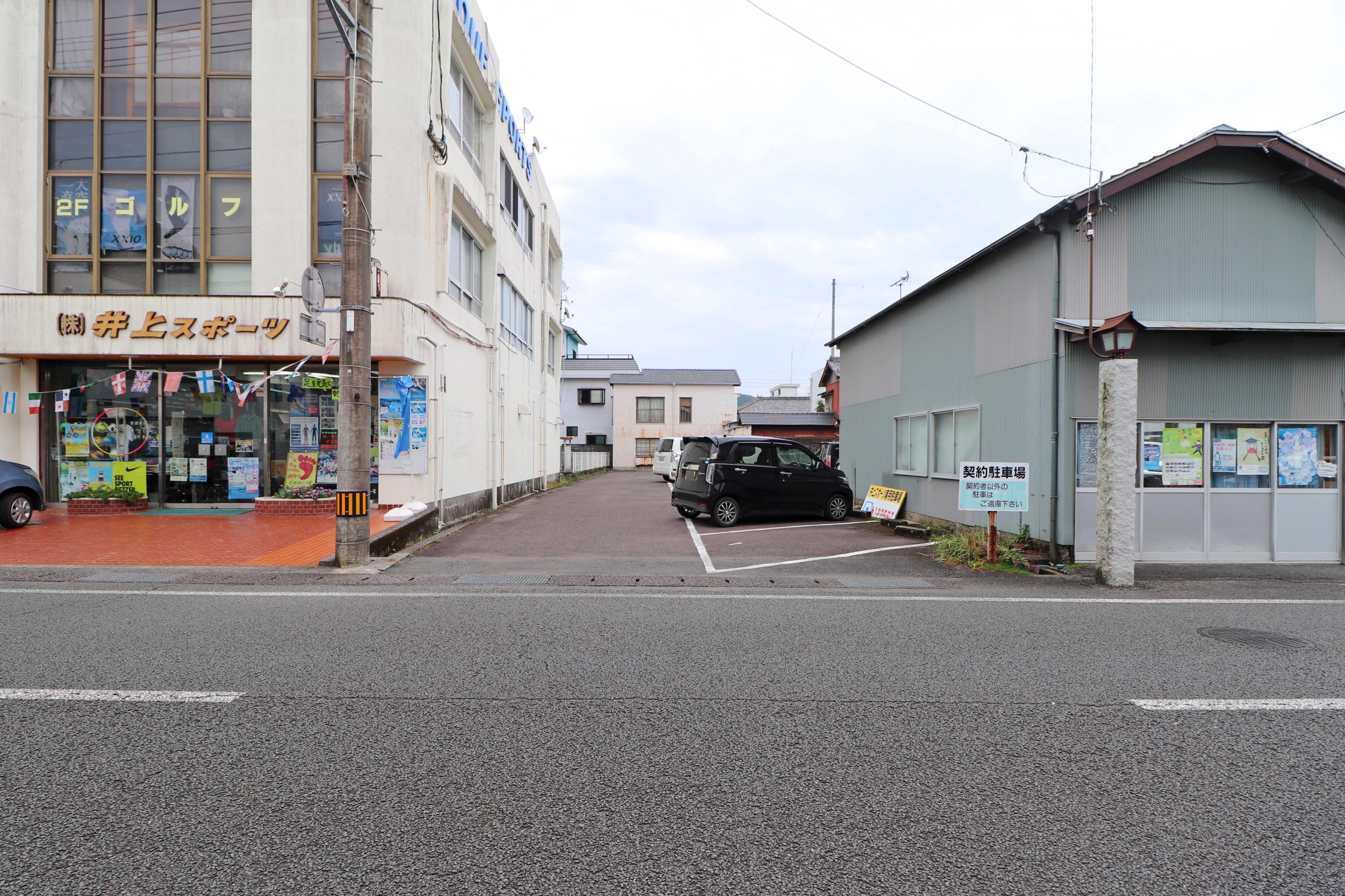 しまんとパーキング中村京町一丁目3番の外観・駐車場イメージ1枚目