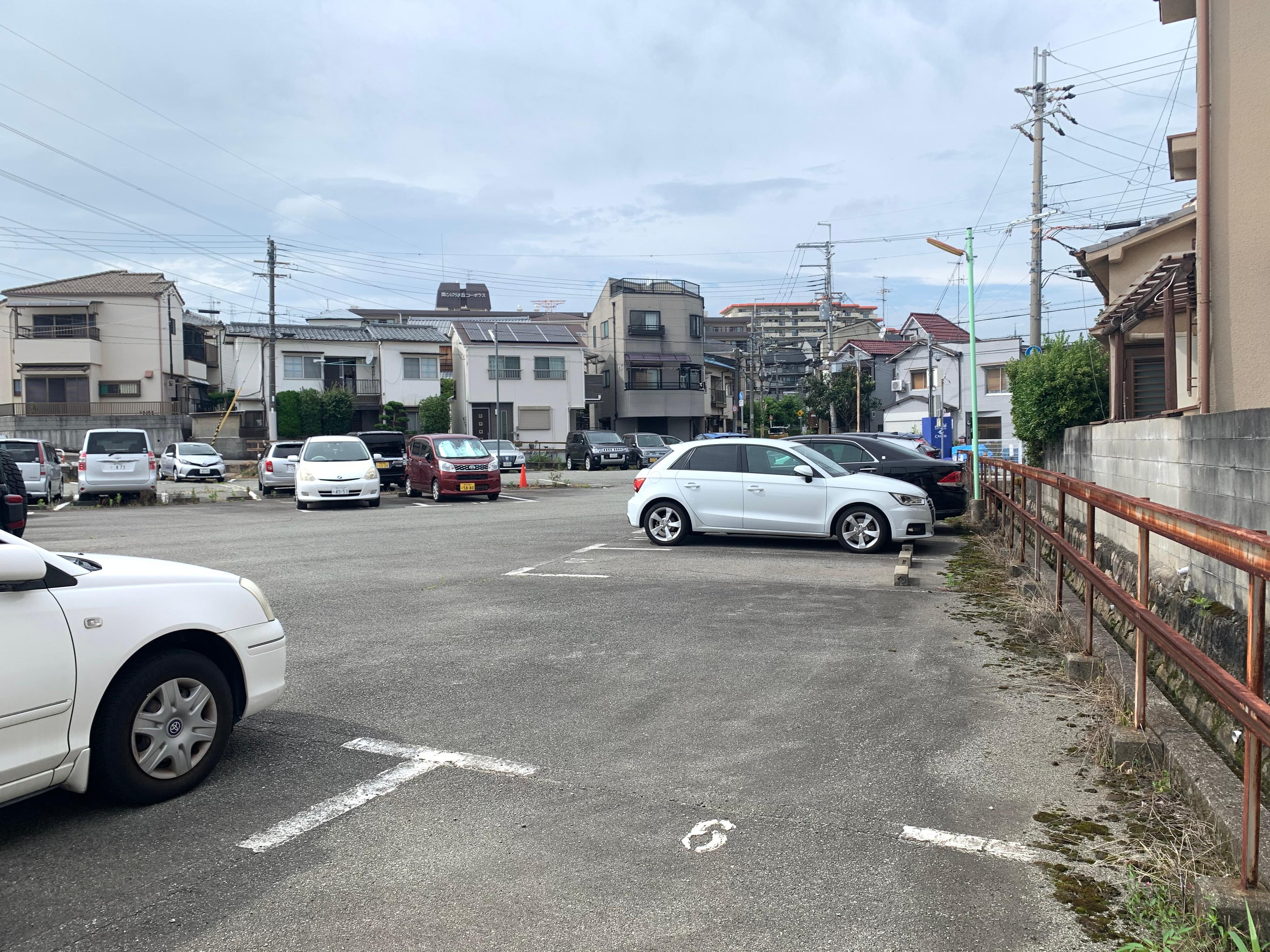 口谷東１丁目第2パーキングの外観・駐車場イメージ2枚目