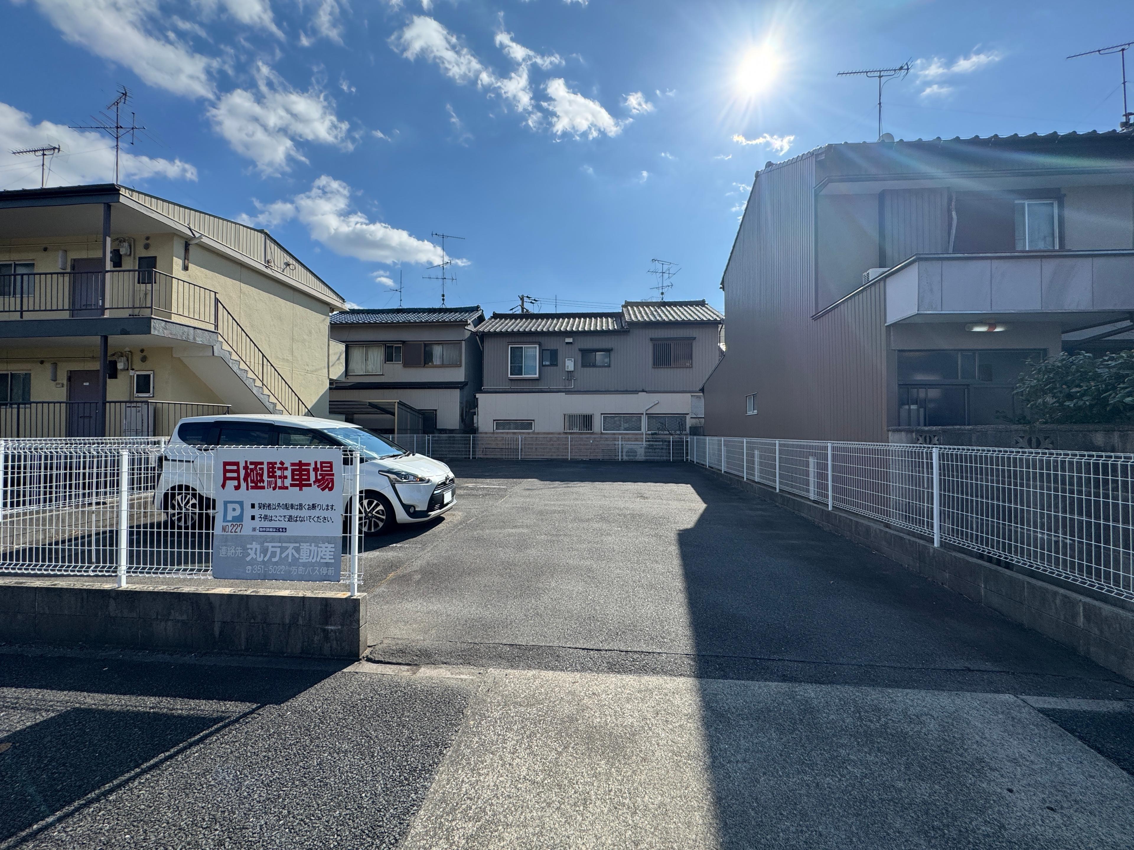 P227の外観・駐車場イメージ2枚目
