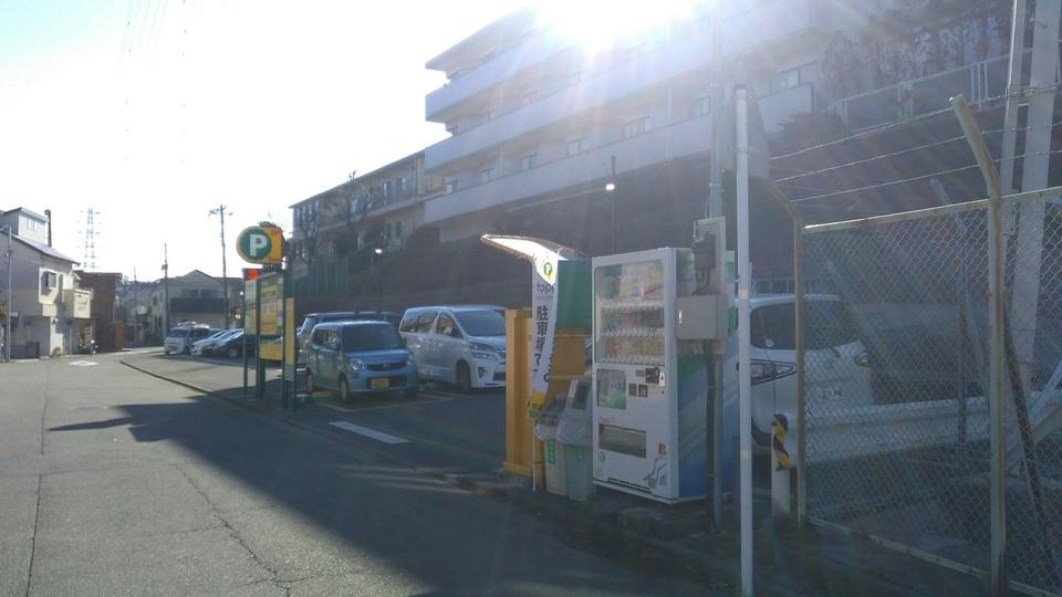 横浜獅子ヶ谷１丁目の外観・駐車場イメージ1枚目