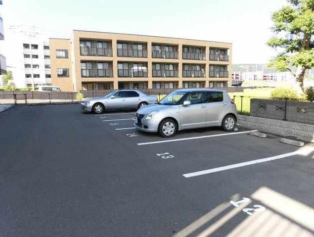 アルブルヴィラージュ(34001)の外観・駐車場イメージ1枚目