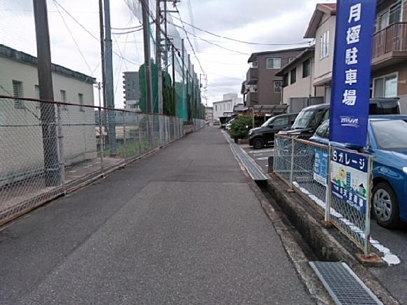 Ｓガレージの外観・駐車場イメージ3枚目