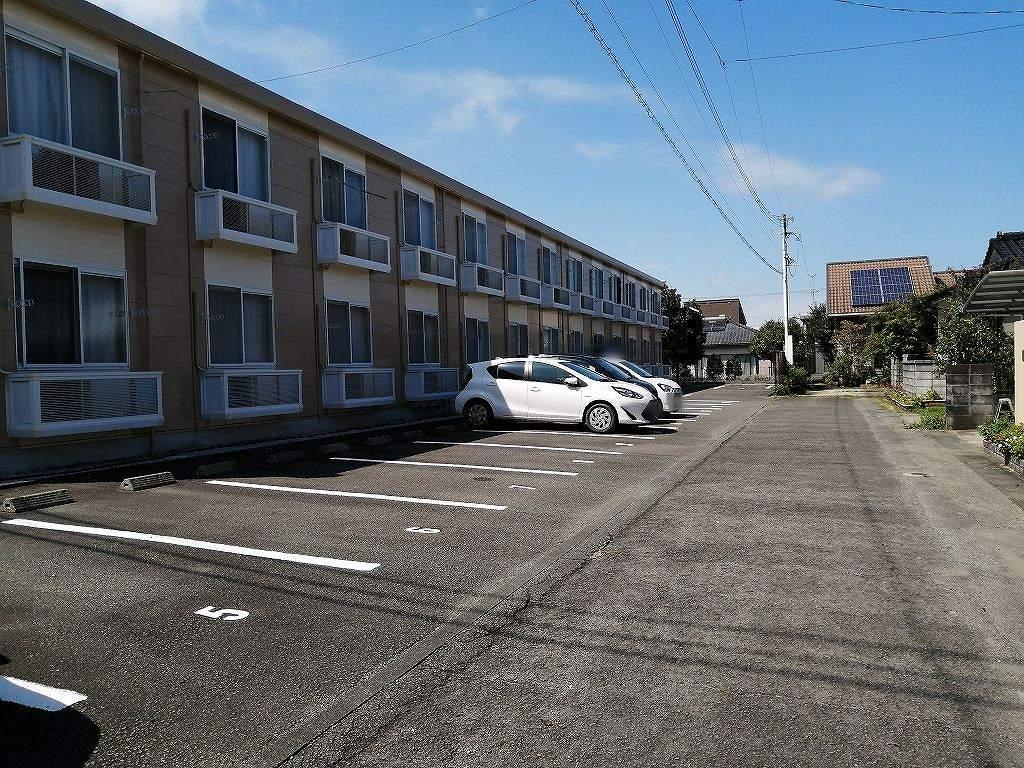ティール(22437)の外観・駐車場イメージ2枚目