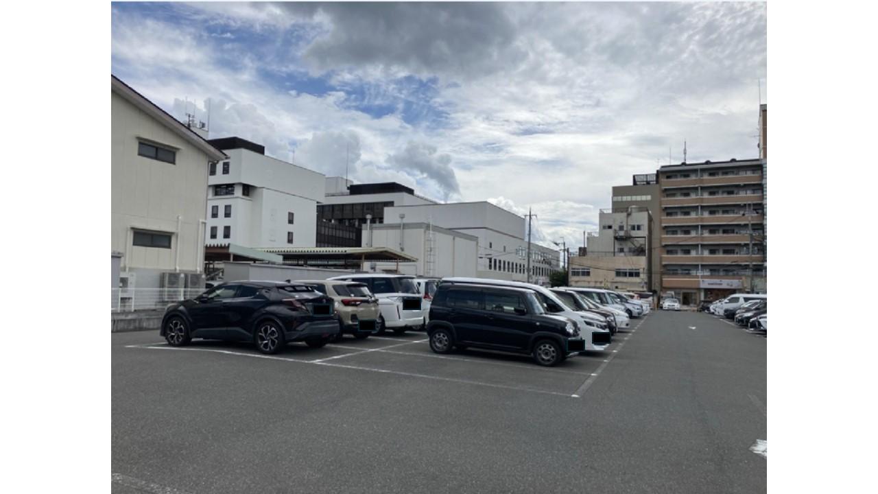 奈良市役所前第1の外観・駐車場イメージ2枚目