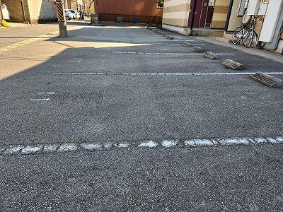 サラーム瀬名(39003)の外観・駐車場イメージ1枚目