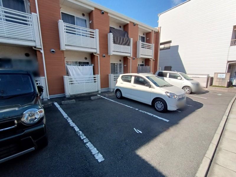 ウッド(53185)の外観・駐車場イメージ1枚目