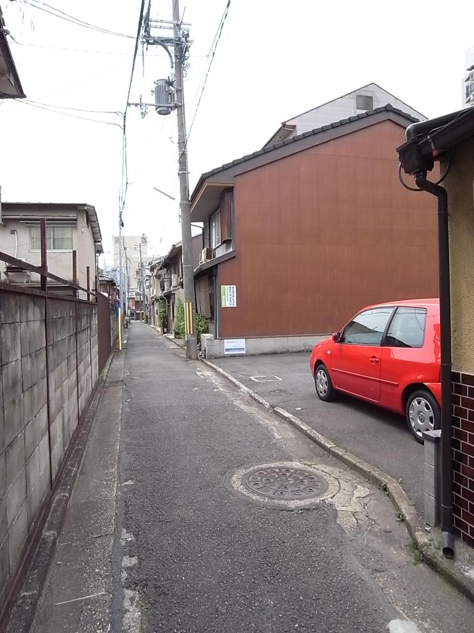 橋本町ガレージの外観・駐車場イメージ2枚目