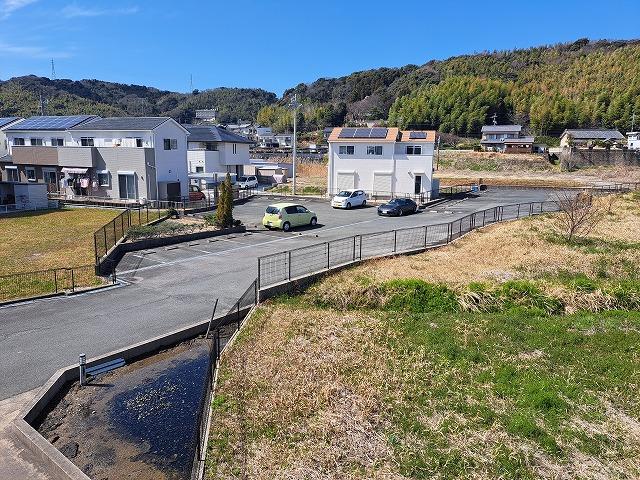 ブリエ(34772)の外観・駐車場イメージ2枚目