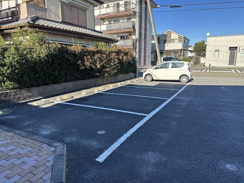 アローンライフⅡ(26869)の外観・駐車場イメージ2枚目
