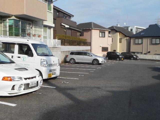 藤巻羽沢駐車場の外観・駐車場イメージ2枚目