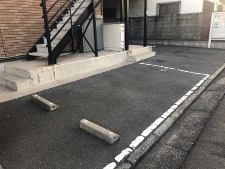 アイリス貴船(52329)の外観・駐車場イメージ2枚目